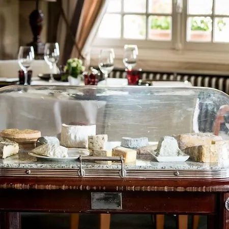 Le Relais מלון 3*