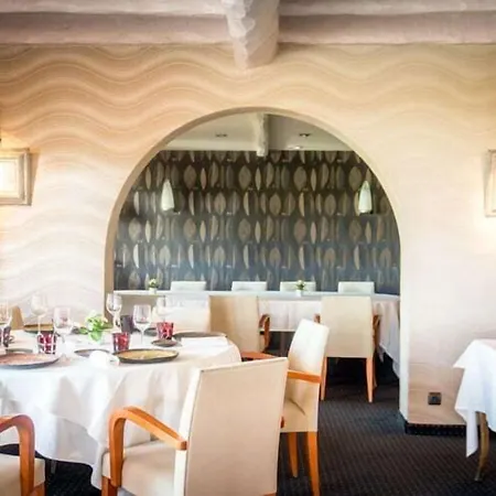 Le Relais מלון 3*