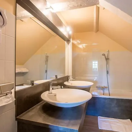 Le Relais מלון 3*